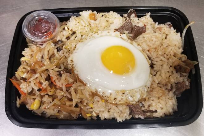 Spicy Beef Bibimbap(牛肉石鍋飯)